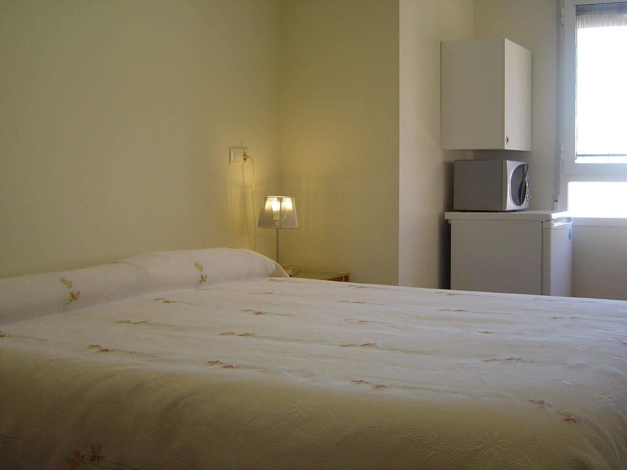 Hostal El Estudio Almansa Exterior photo